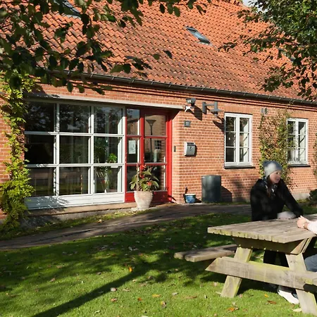 Belaegningen Hostel *