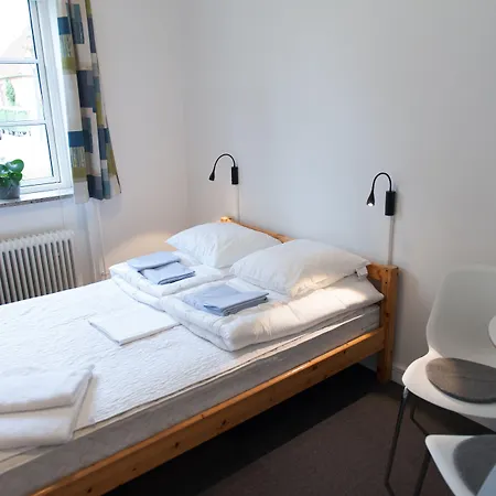 Belaegningen Hostel *