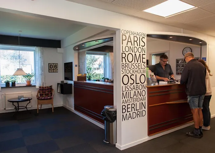 Belaegningen Хостел *