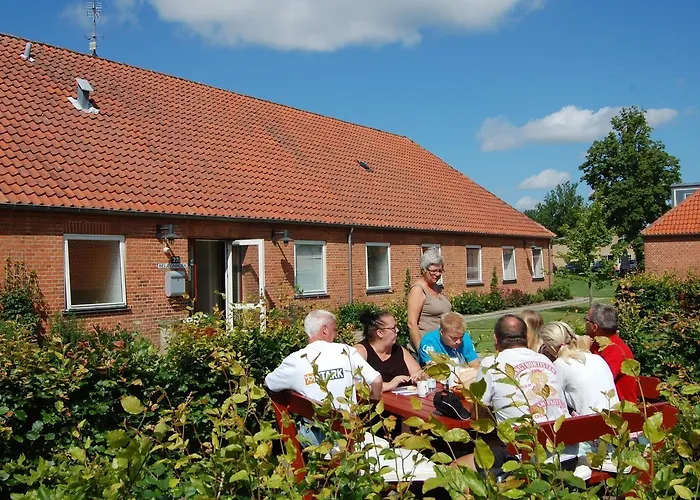 Belaegningen Хостел Brondby